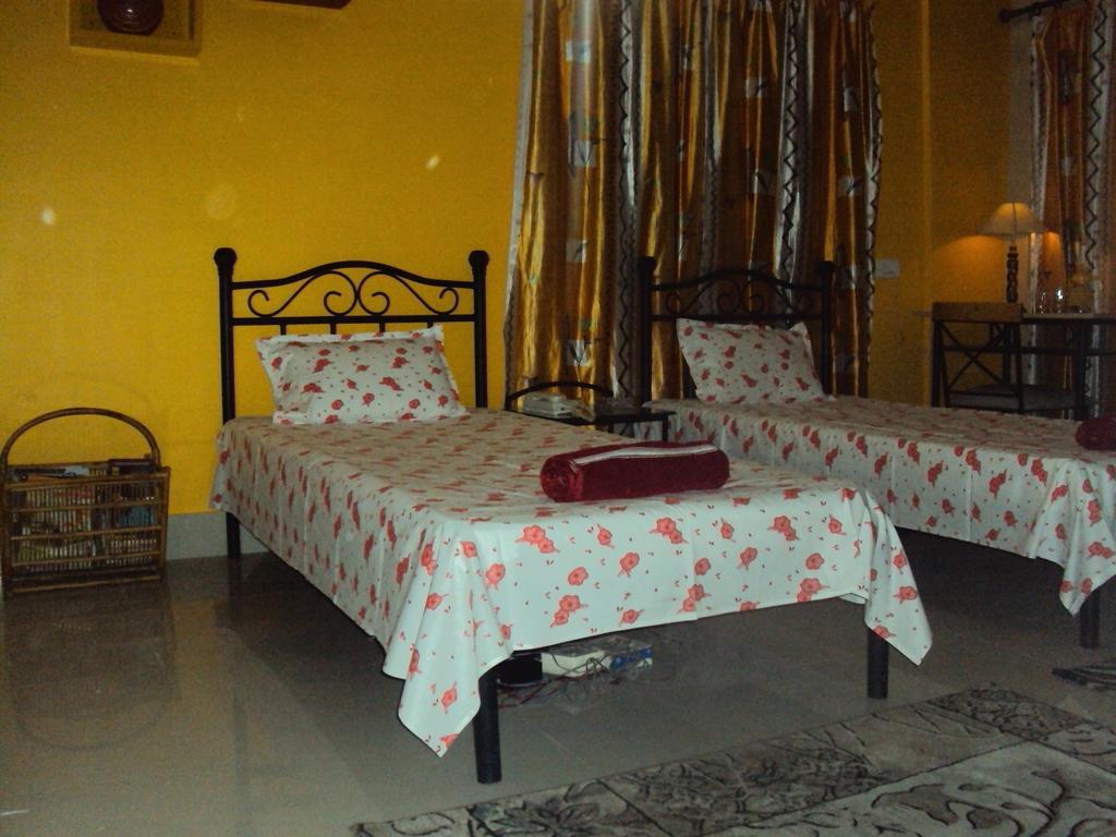 Hotel Kings Castle Guwahati Room photo